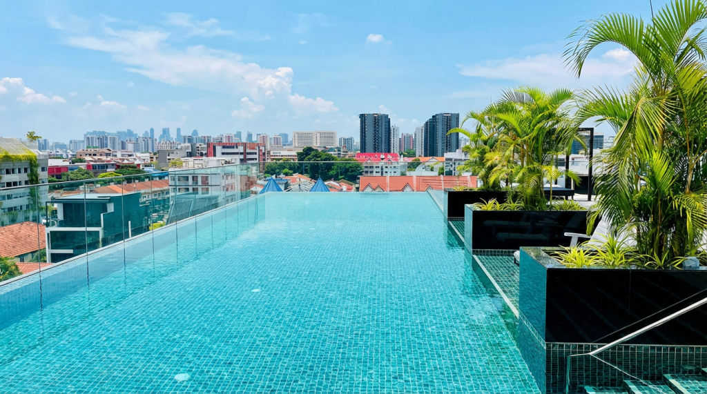 DS Residences Singapore rooftop infinity 25m swimming pool that overlooks Singapore city skyline for international students